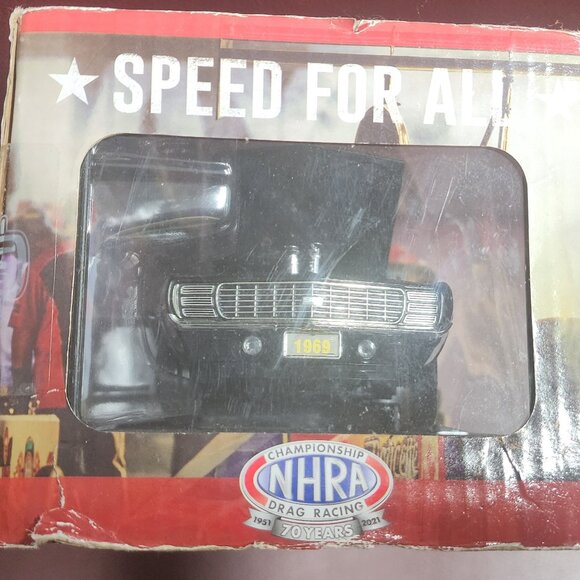 M2 Machines 1/24th Scale NHRA Drag Racing 1969 Chevrolet Camaro SS/RS Chase 500 - Picture 6 of 6